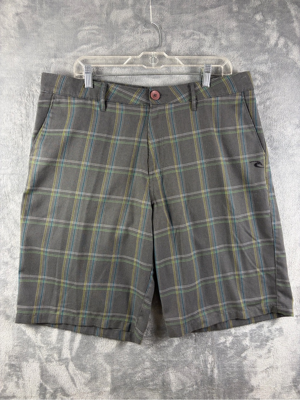 Vintage Y2K Rip Curl Gray Plaid Men's Flat Front Shorts size 36